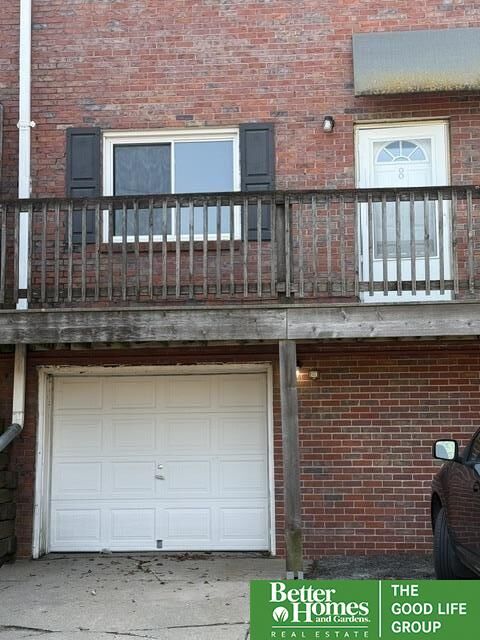 Property Photo: 2005 Winnie Drive 8 NE 68005