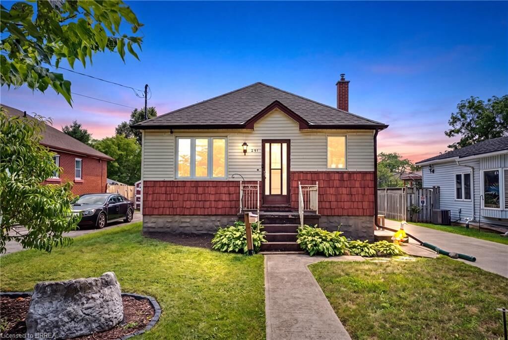 Property Photo: 291 Sheridan Street ON N3S 4R5