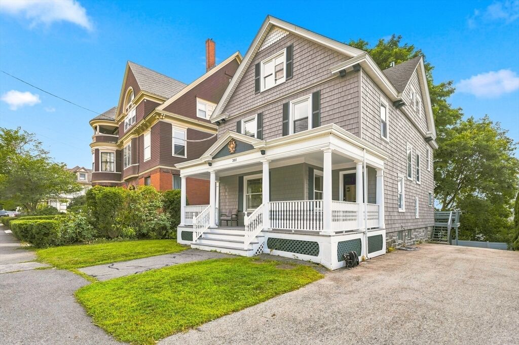 Property Photo:  201 Nesmith Street  MA 01852 