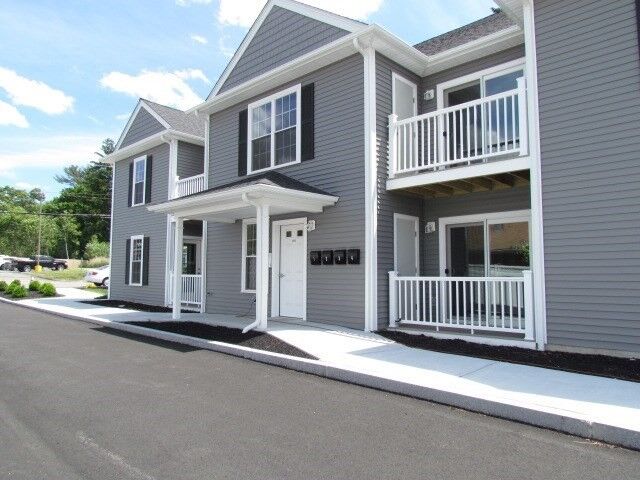 Property Photo:  1093 Main St 3  MA 02190 