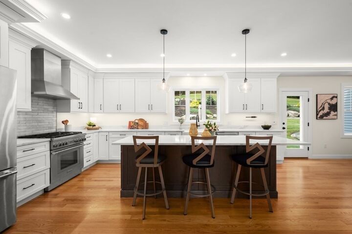 Property Photo:  378 Salem St  MA 01810 