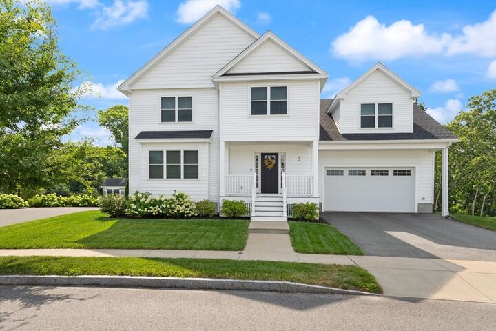 Property Photo:  3 S Ridge Circle  MA 01970 
