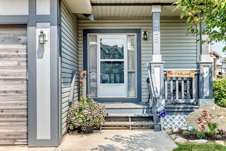 Property Photo:  325 Luxstone Green SW  AB T4B 0A5 