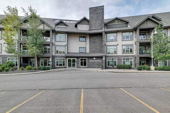 Property Photo: 15 Aspenmont Heights SW 225 AB T3H 0E3