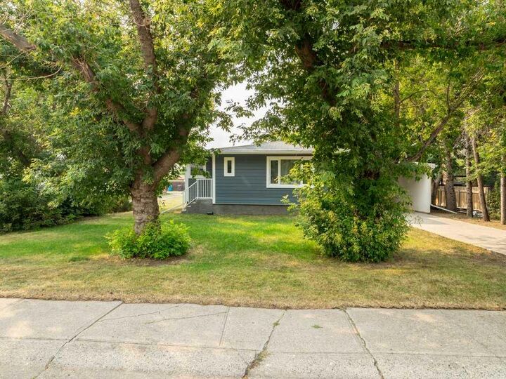 Property Photo: 2209 22 Avenue AB T1M 1H5