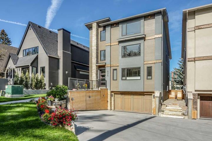 826 Durham Avenue SW — photo 1