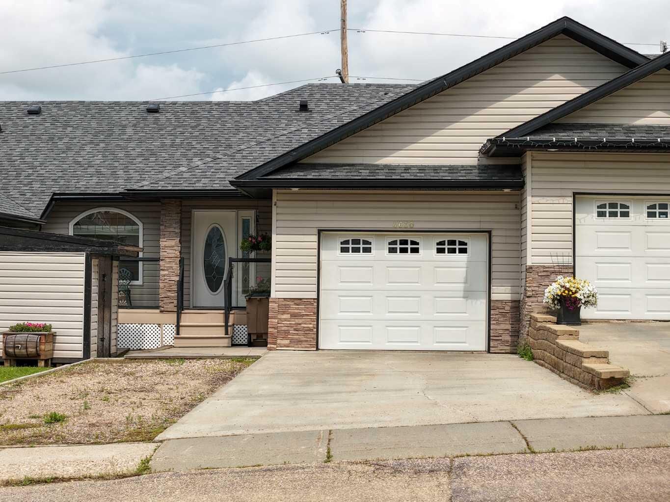 Property Photo:  Pine Avenue 4630  AB T0A 0M0 