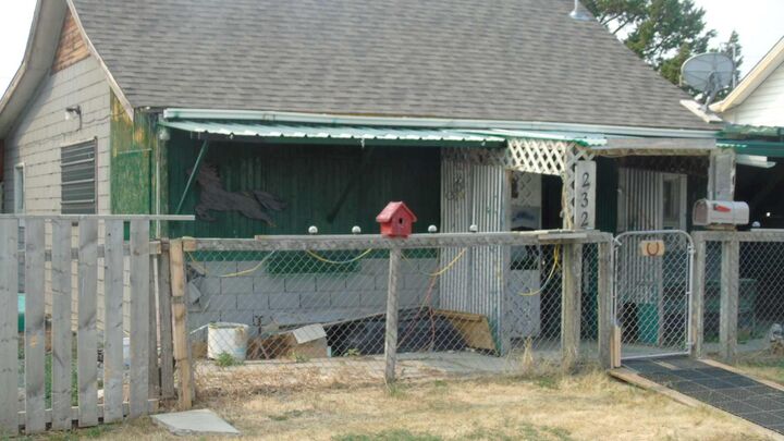 Property Photo: 232 12 Street AB T0L 0Z0