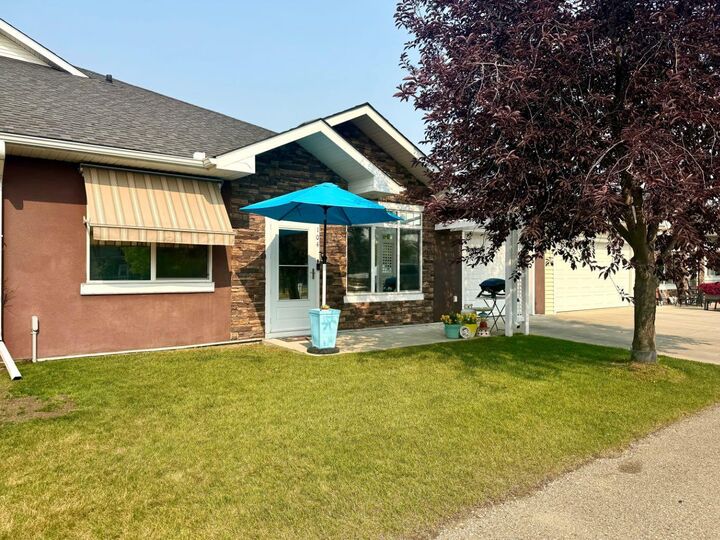 104 Sunvale Crescent NE — photo 1