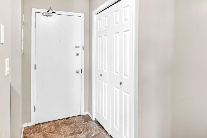 Property Photo:  9260 108 Avenue 308  AB T8V 3W3 