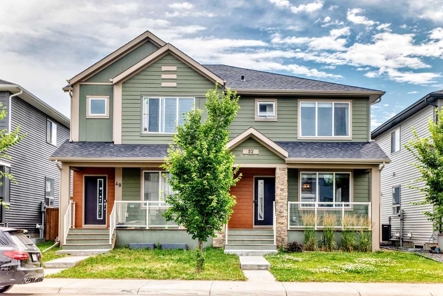 Property Photo:  52 Wolf Creek Drive SE  AB T2X 4W9 