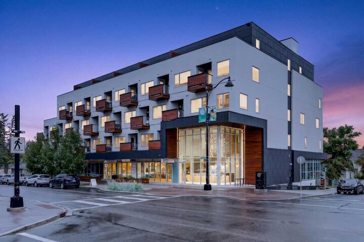 3450 19 Street SW 207 — photo 1