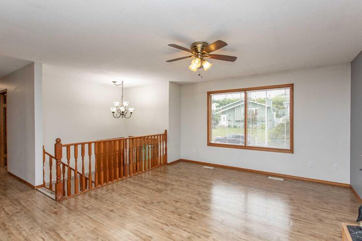 Property Photo:  22 Bruns Crescent  AB T4L 1P1 