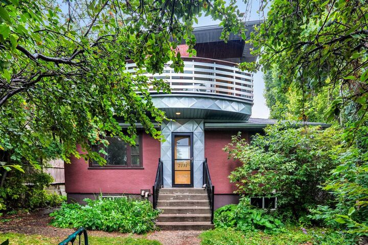 Property Photo:  2131 16A Street SW  AB T2T 4K1 
