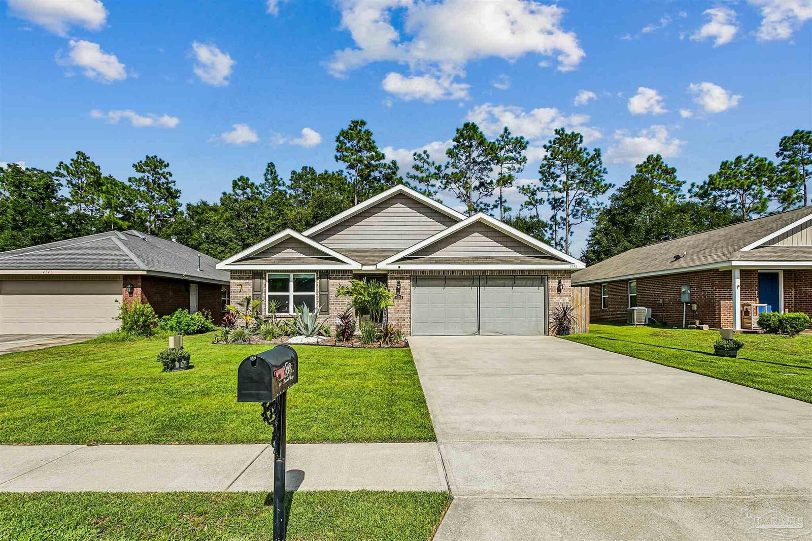 Property Photo:  4134 Roosevelt Way  FL 32583 