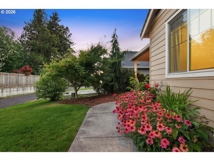 Property Photo: 9404 NE 52nd Ave WA 98665