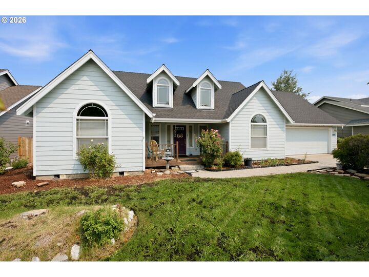 Property Photo: 2067 NW Poplar Pl OR 97756