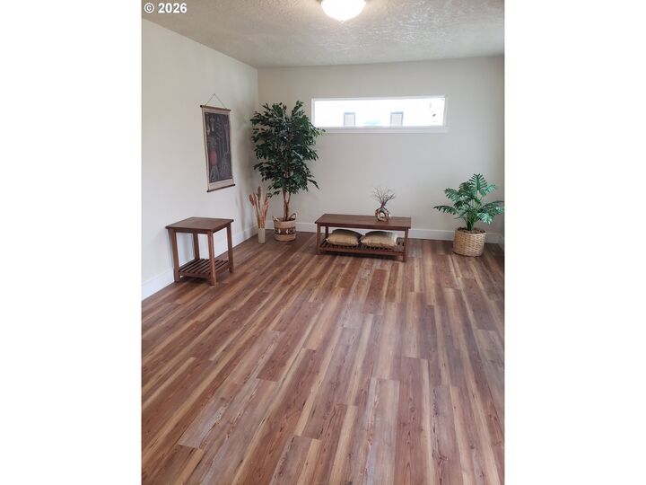 Property Photo: 620 20th Ave WA 98632
