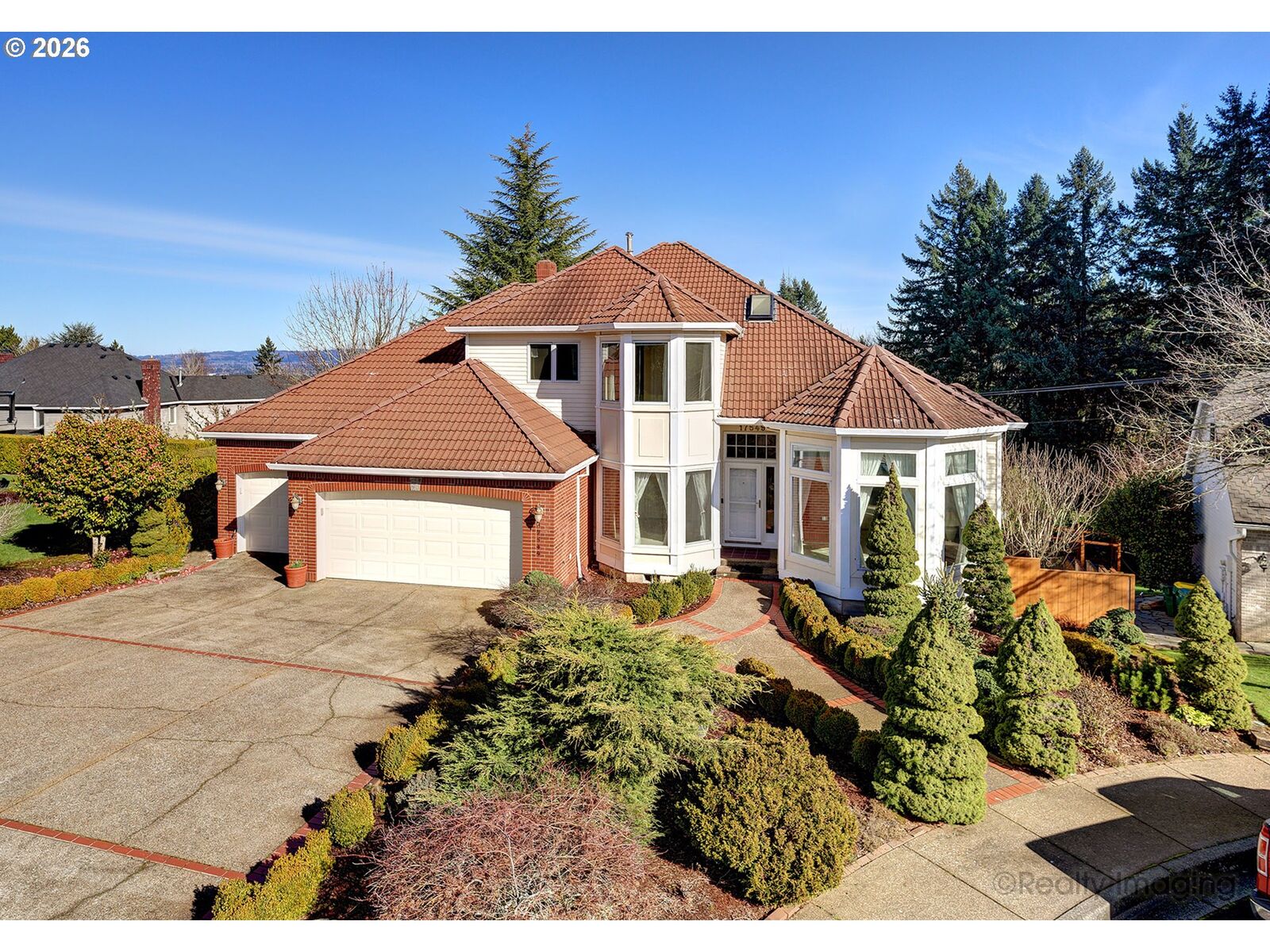 Property Photo:  17549 SW Kemmer View Ct  OR 97007 