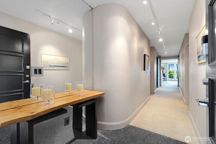 Property Photo:  121  Lakeside Avenue 305  WA 98122 