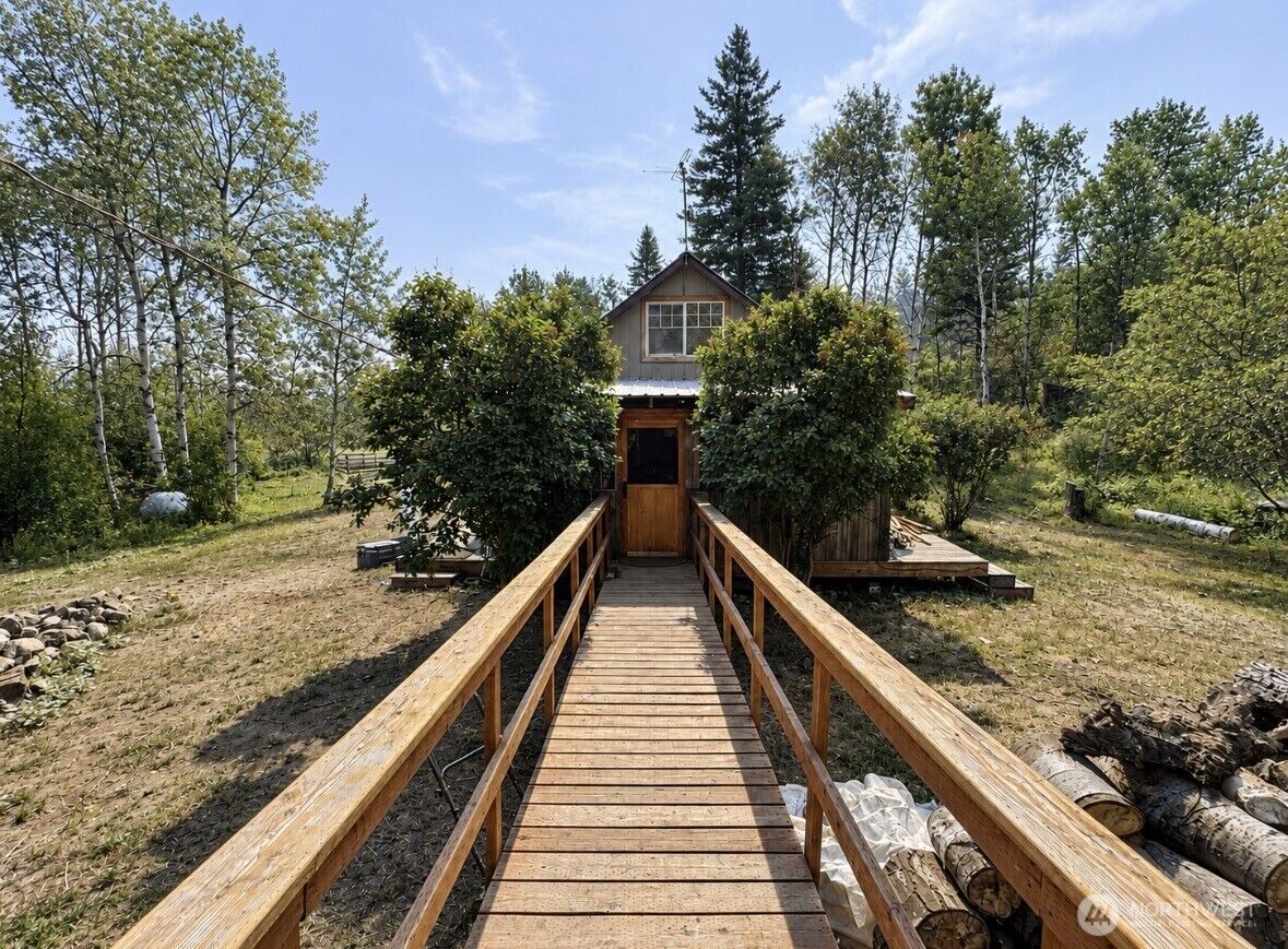 Property Photo: 1066 A Ellemeham Mountain Road WA 98844