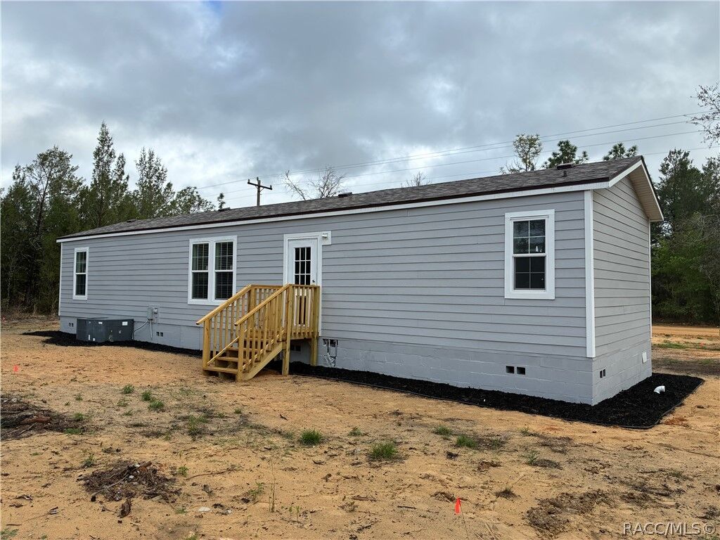 Property Photo:  544 Main Road  FL 32148 