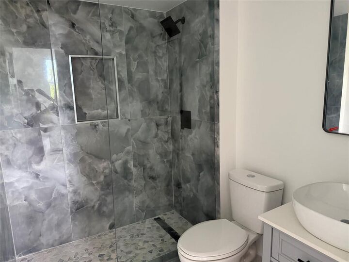 Property Photo: 112 Royal Park Drive 4B FL 33309