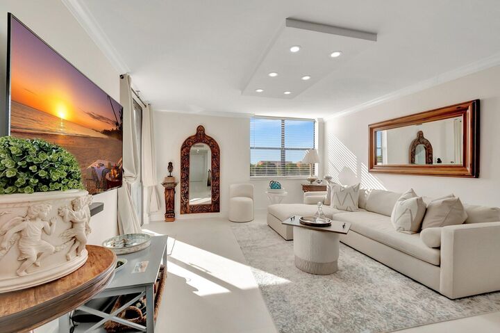 Property Photo:  600 Egret Circle # 7504  FL 33444 