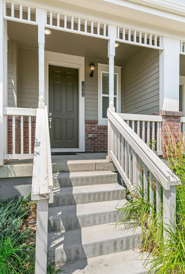 Property Photo:  1631 Gilpin Alley  CO 80516 