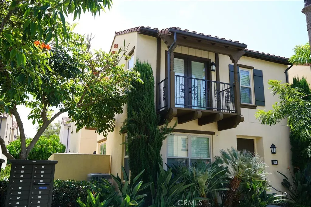 Property Photo: 66 Fairymoss CA 92620
