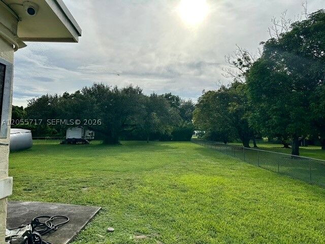 Property Photo: 16920 NW 19th Ave FL 33056