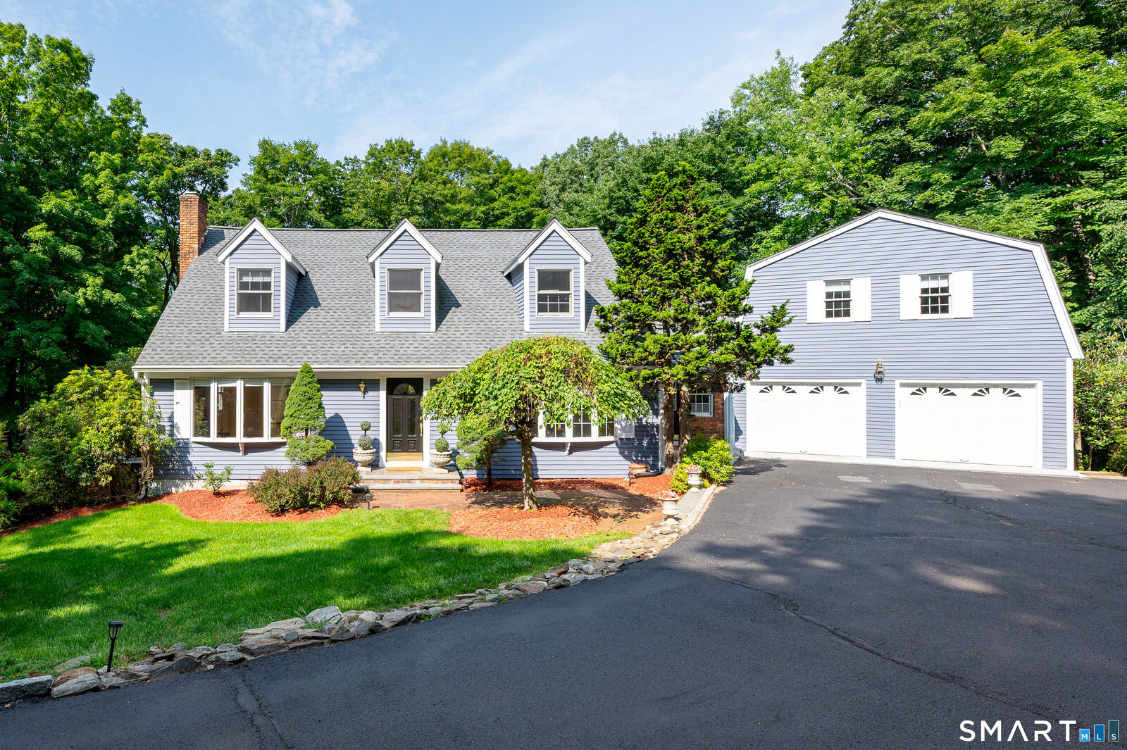 Property Photo: 123 Cross Highway CT 06896