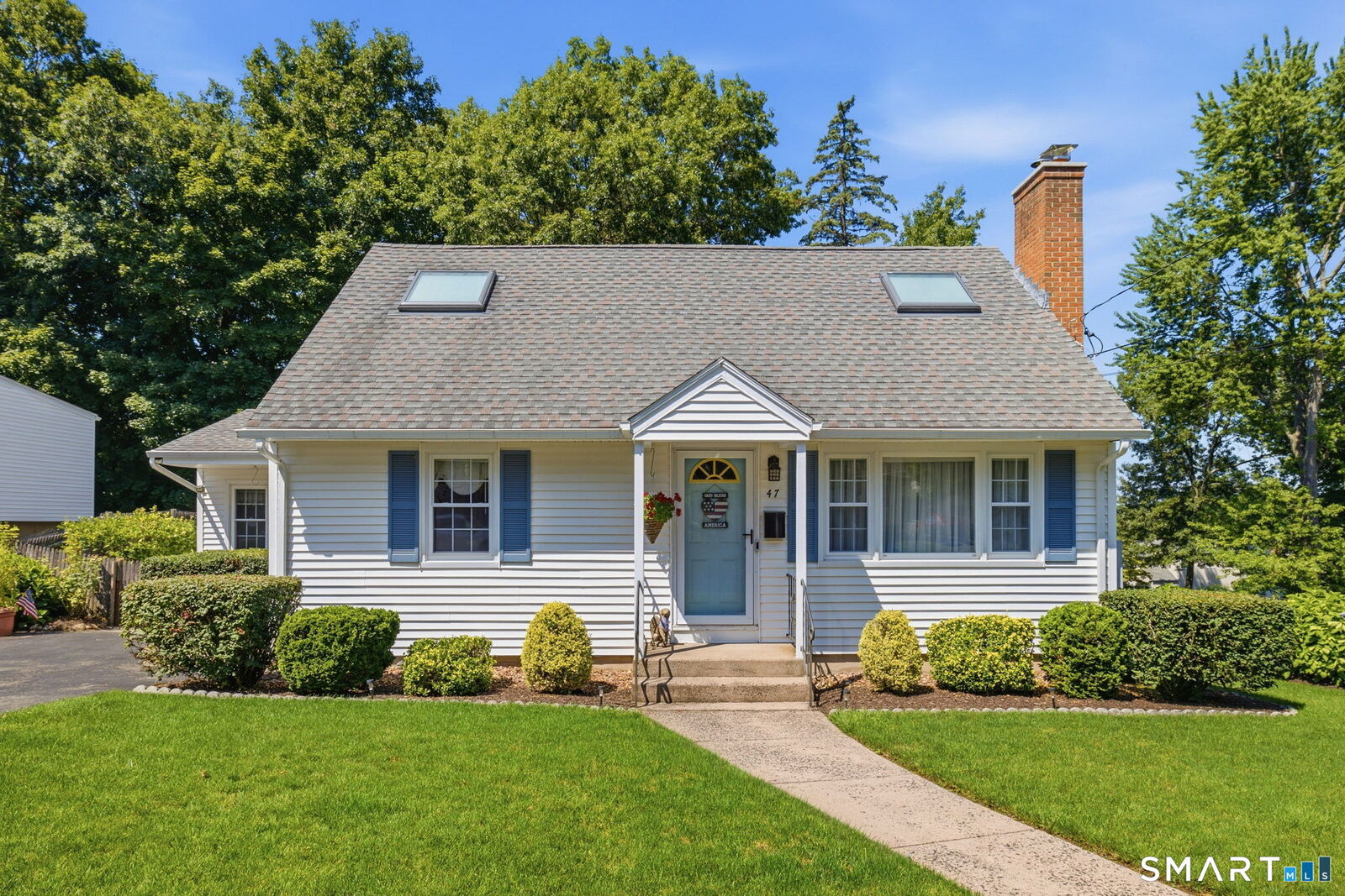 Property Photo:  47 Willard Road  CT 06042 