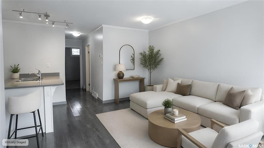 Property Photo:  522 Cornish Road 338  SK S7T 0Z4 
