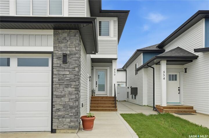 Property Photo:  530 Taskamanwa Street  SK S7V 1P8 