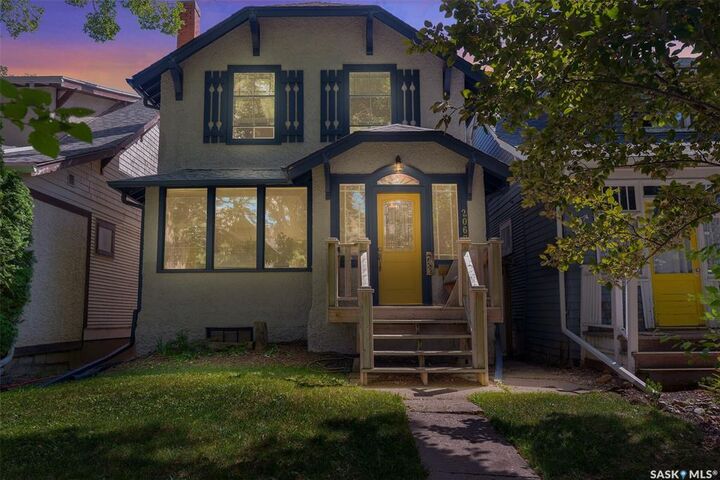 Property Photo:  2067 Montague Street  SK S4T 3J7 