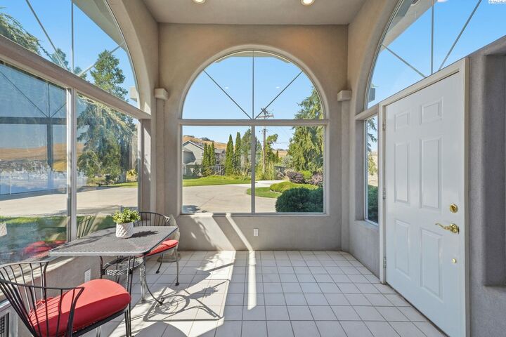 Property Photo: 1361 Gage Blvd. WA 99352
