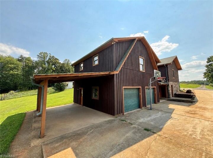 Property Photo: 300 Tom Hunter Road NC 27041