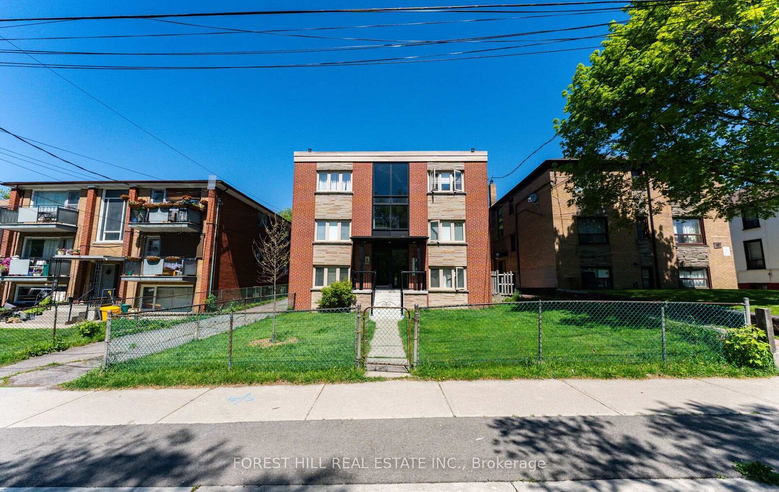 Photo de la propriété: 8 Victoria Street 5 ON M8V 1M6