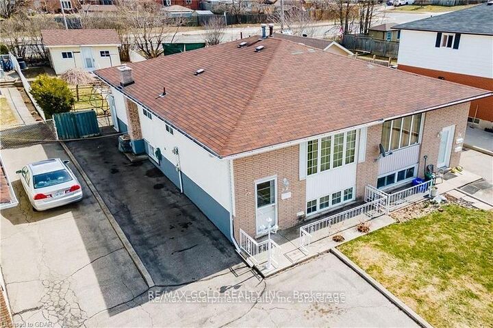 Property Photo: 54 Bakersfield Drive ON N1R 6X6