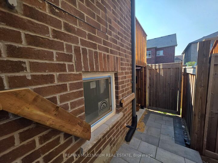Property Photo:  253 East's Corners (Basement) Boulevard Lower Level  ON L4H 4L7 