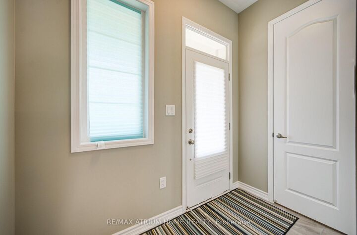 Property Photo:  396 Thomas Phillips Drive  ON L4G 0T2 