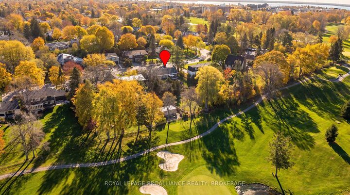 Property Photo:  209 Fairway Hill Crescent  ON K7M 2B5 