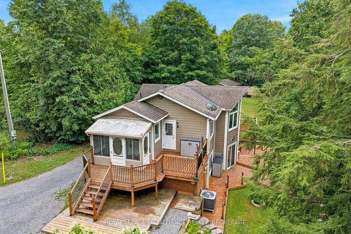 Property Photo:  1082 Spring Mill Lane, Perth Road N/A  ON K0H 2L0 