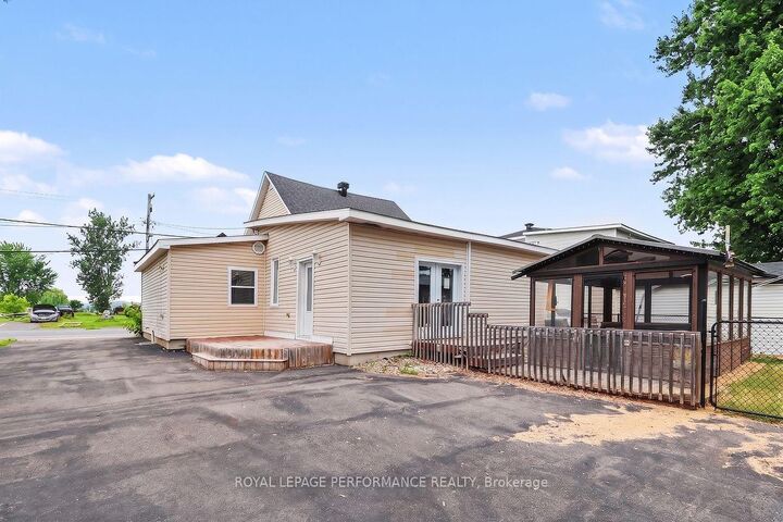 Property Photo: 636 County Road 9 Road ON K0B 1L0