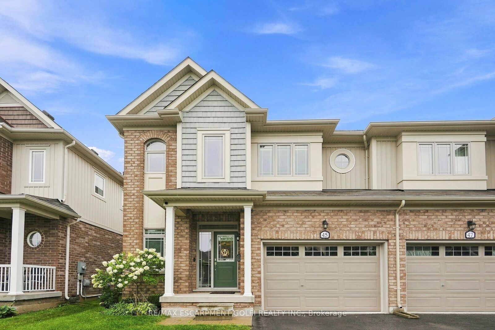 Property Photo: 45 Dominion Crescent ON L0S 1J1