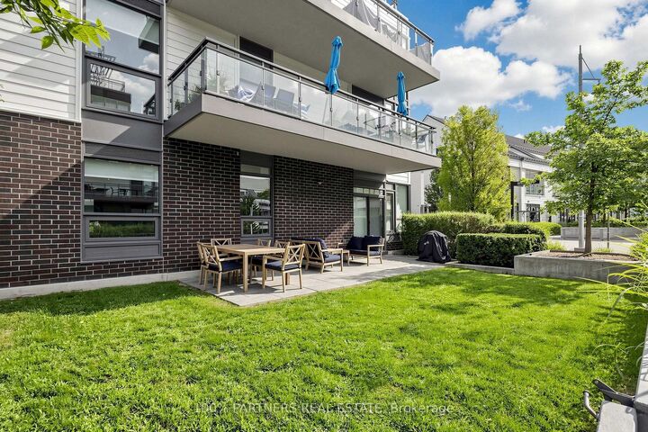 Photo de la propriété:  241 Sea Ray Avenue A106  ON L9S 0L9 