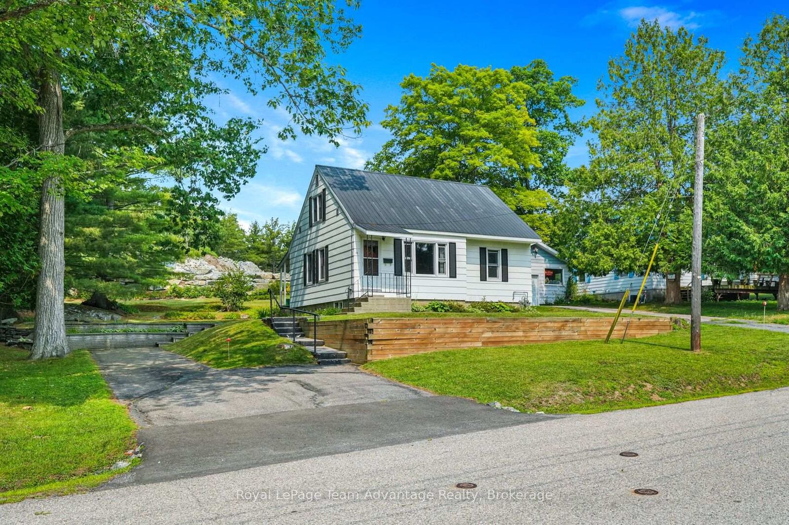 Property Photo: 13 Burritt Street ON P2A 1N5