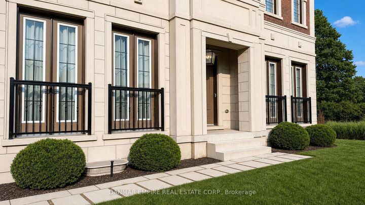 Property Photo: 2193 Grayson Green Court ON L6J 0E6