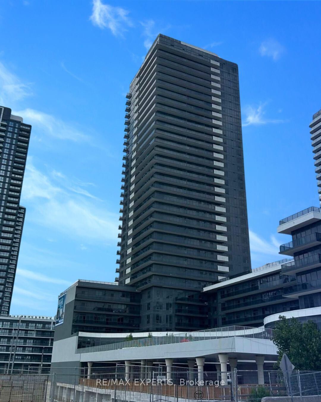 Property Photo:  5105 Hurontario Street 2306  ON L4Z 0C9 